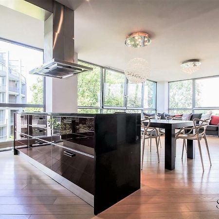 Winwinstay Superior Apartment By River Daugava Рига Экстерьер фото